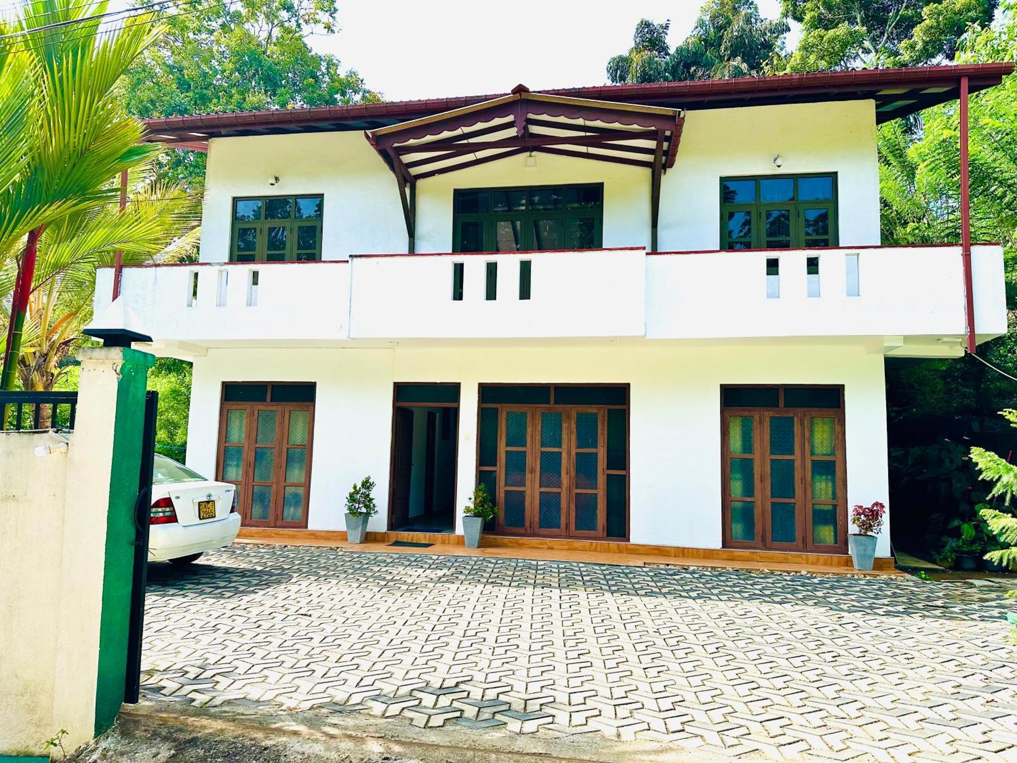 La Riya Ella - 05 Minutes To Ella Town Bed & Breakfast Exterior photo