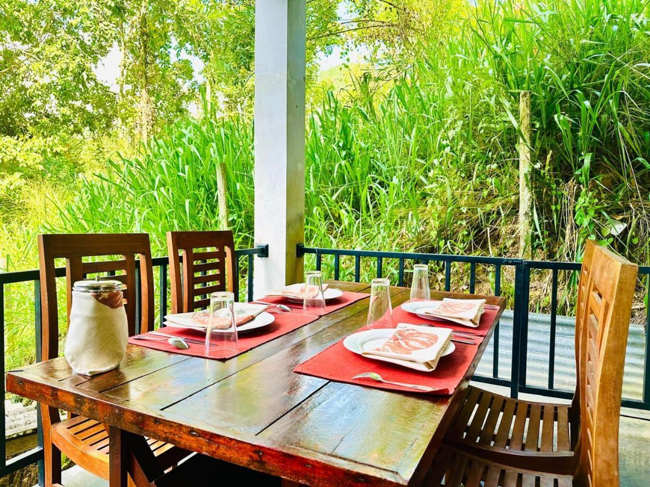 La Riya Ella - 05 Minutes To Ella Town Bed & Breakfast Exterior photo